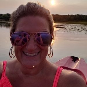 Meet your Posher, Deb